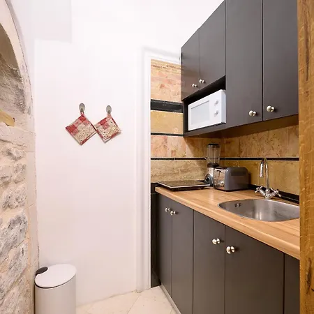 Palazo Dei Conti In Centre Old Town アパートホテル 4*