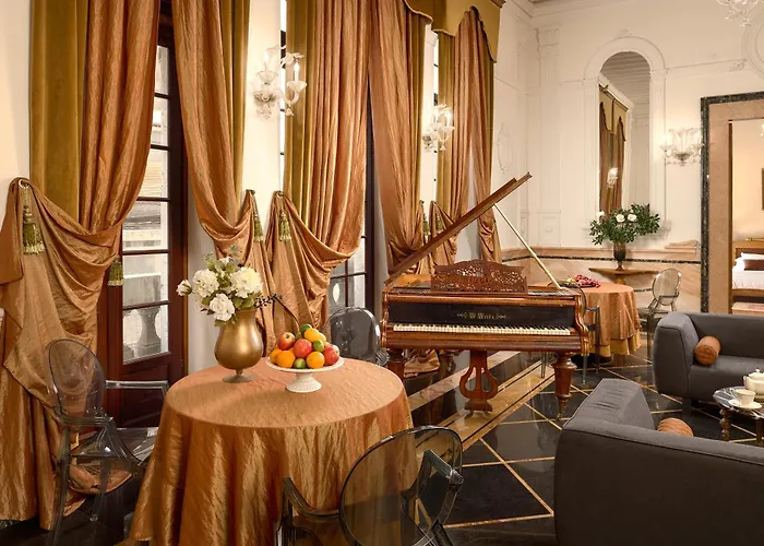 Apartmanhotel Palazo Dei Conti In Centre Old Town