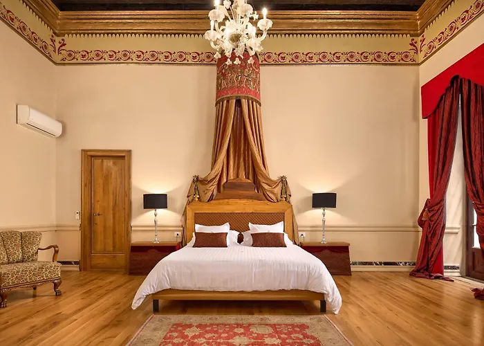 Apartmanhotel Palazo Dei Conti In Centre Old Town Split